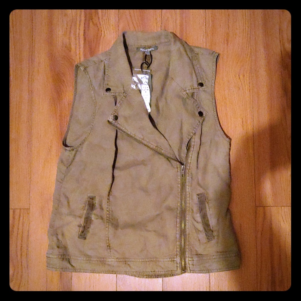 Michael Stars vest